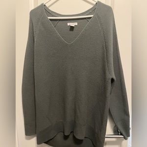 Athleta Hanover V-Neck Sweater in Grey